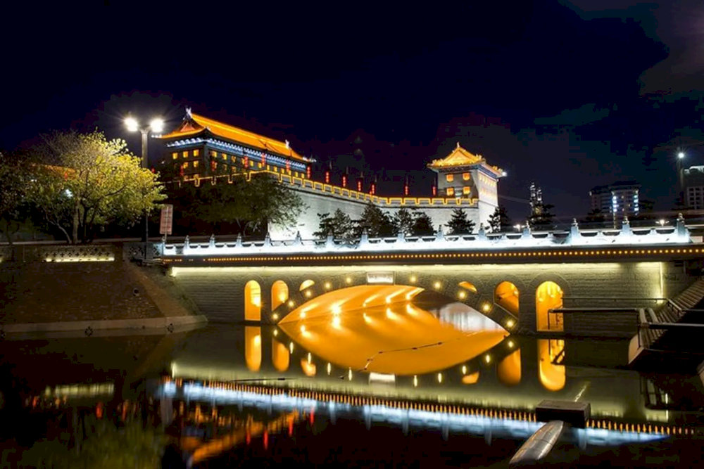 South Gate Area is the suitable area for visitors who want to enjoy the peaceful atmosphere during the trip